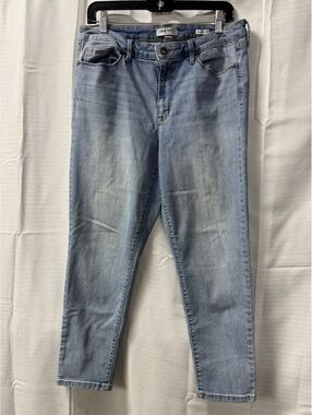 Nine West Gramercy Crop Light Wash Denim Jeans Size 12
